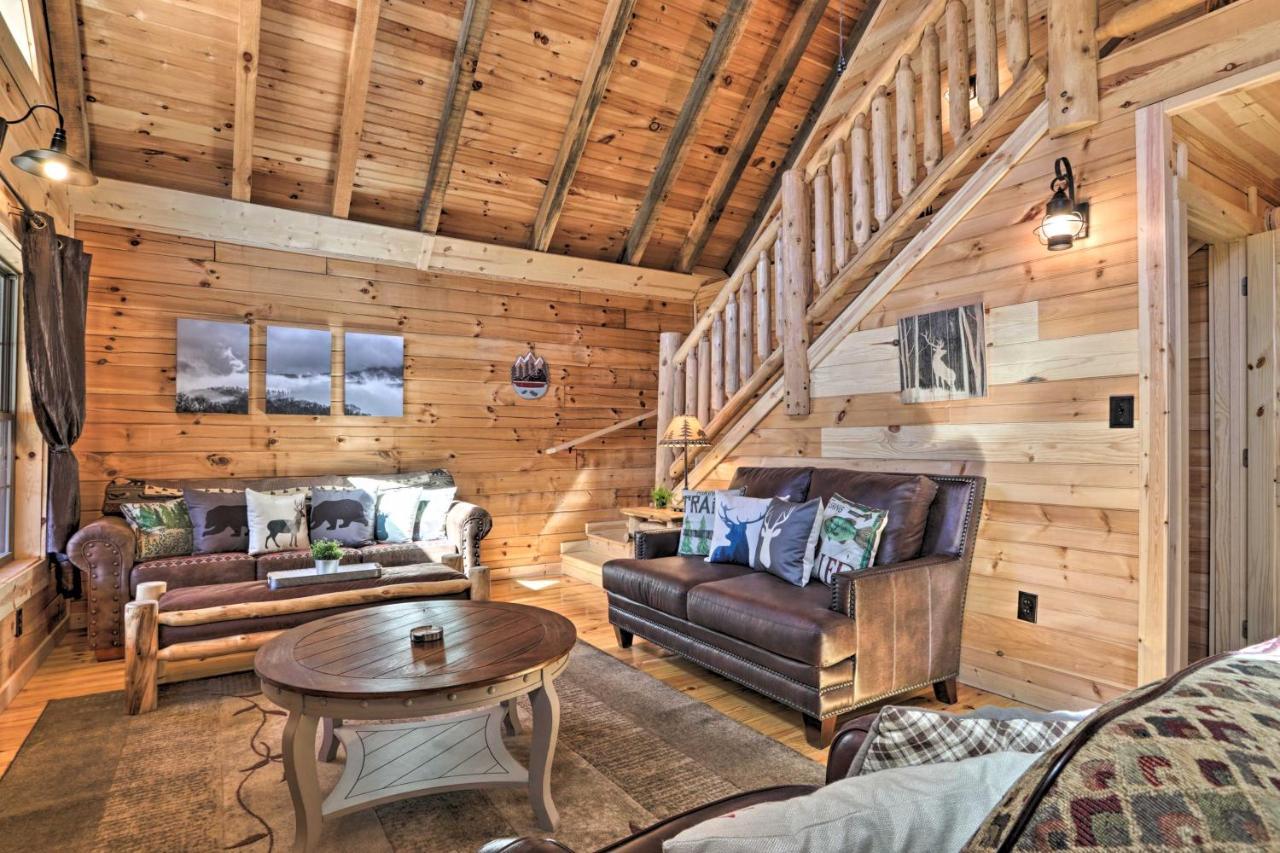 Gatlinburg Cabin With Loft And Game Room 1 Mi To Town 외부 사진