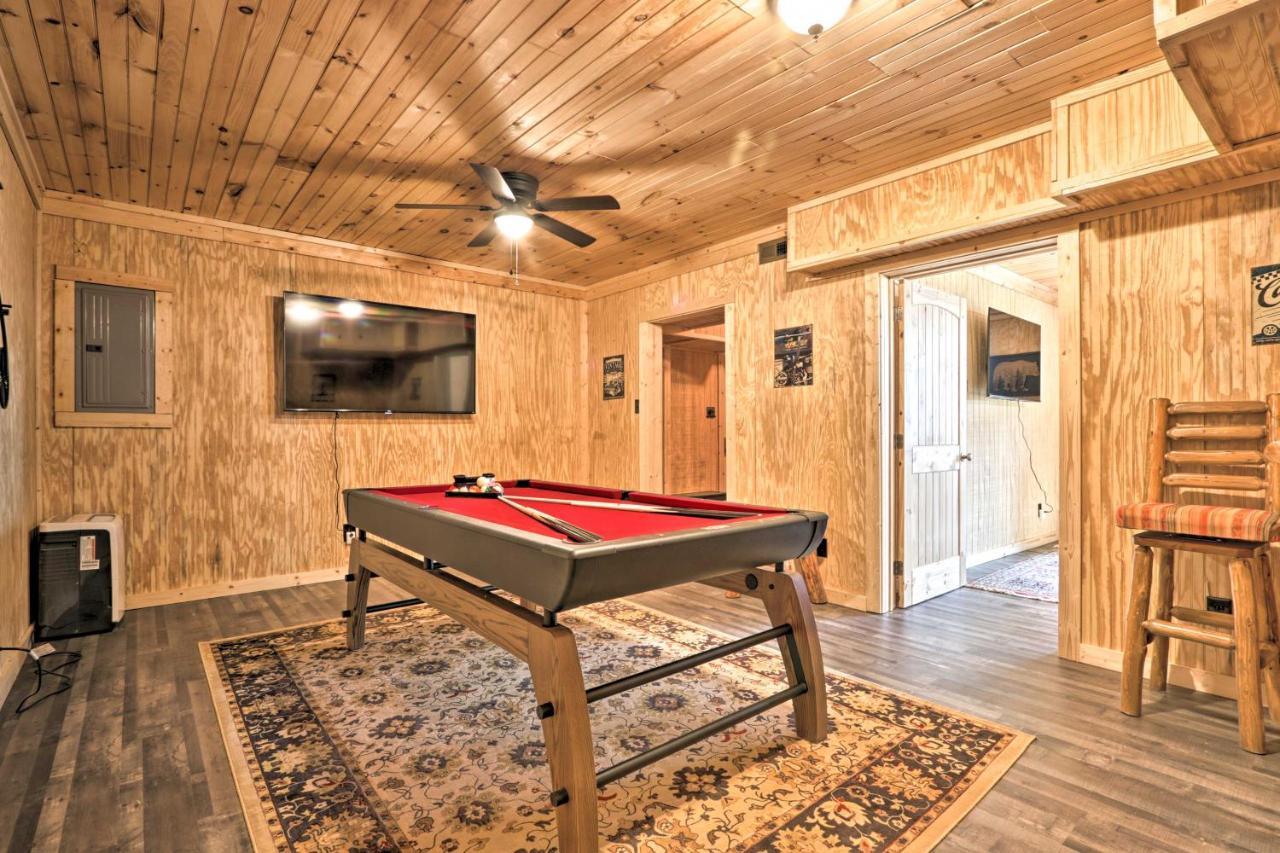 Gatlinburg Cabin With Loft And Game Room 1 Mi To Town 외부 사진