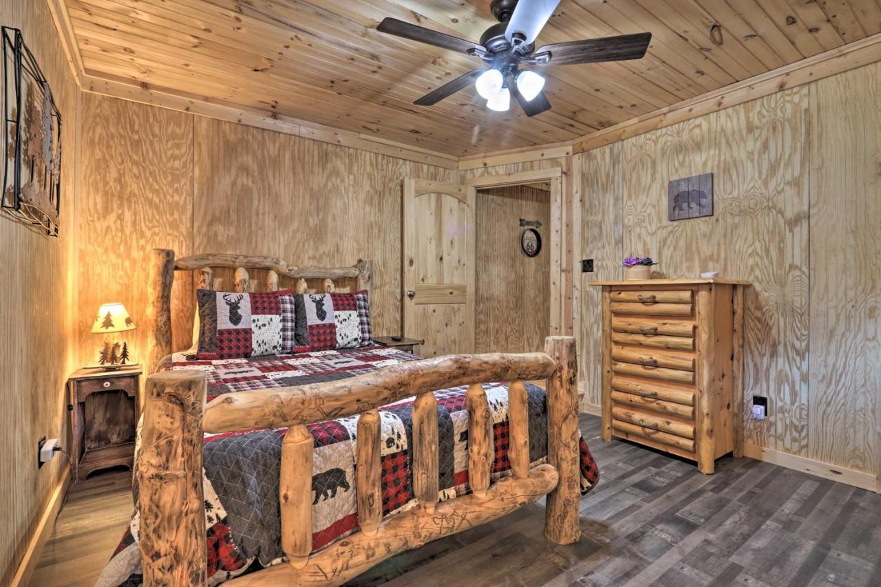 Gatlinburg Cabin With Loft And Game Room 1 Mi To Town 외부 사진
