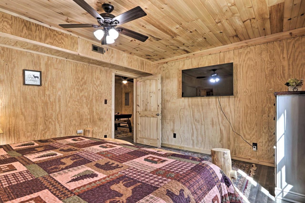 Gatlinburg Cabin With Loft And Game Room 1 Mi To Town 외부 사진